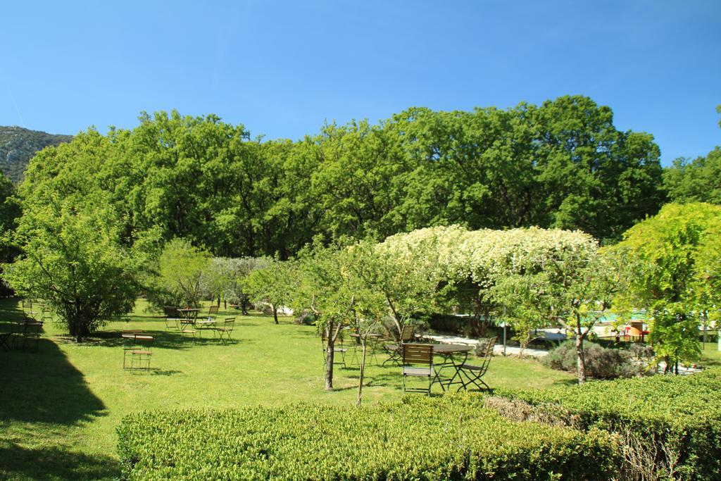 Maubec  La Bastide Du Bois Breant酒店 外观 照片
